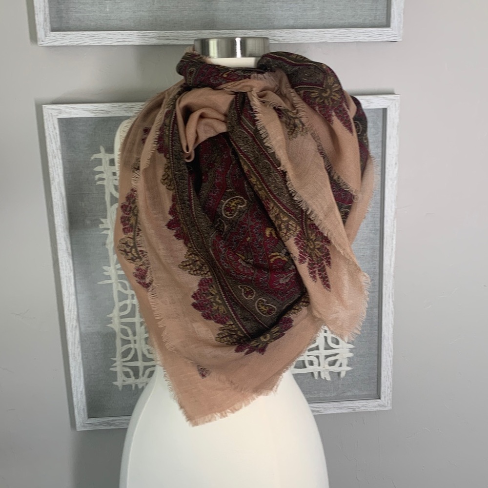 Echo large square wool scarf peach, burgundy, green - Picture 3 of 8